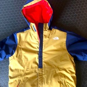 North Face- Youth insulated jacket